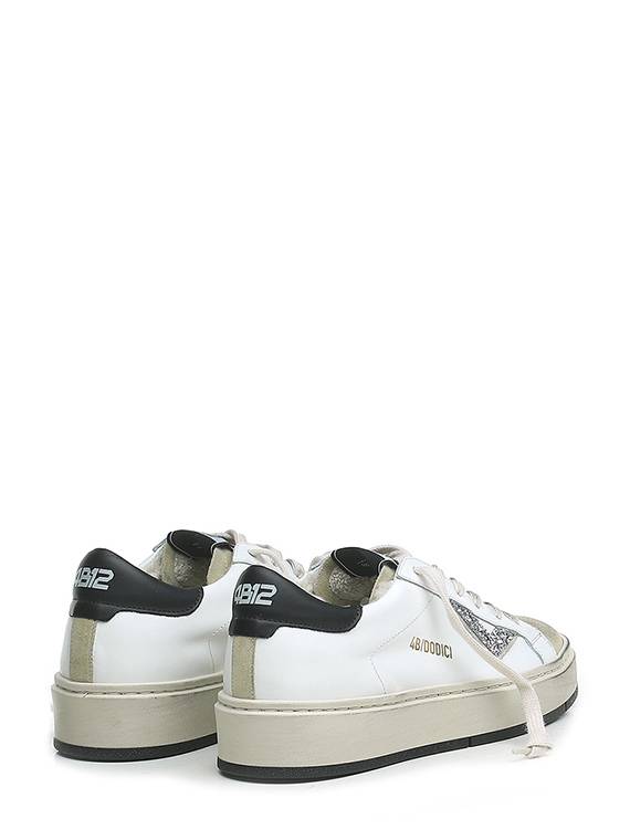 4B12 Sneaker 2025