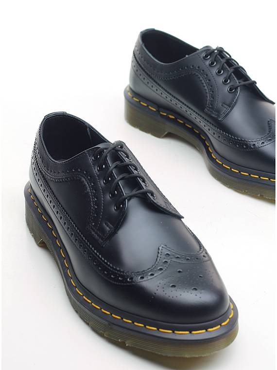 DR. MARTENS Stringata Ultimi due giorni