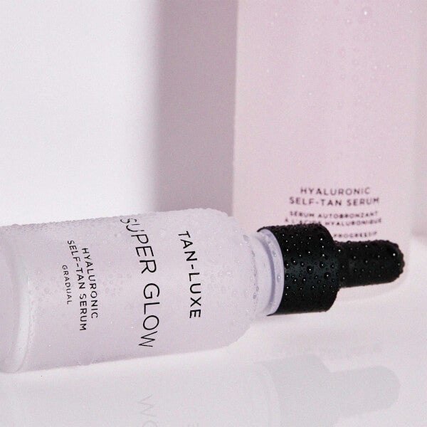 Tan-Luxe Tan-Luxe Super Glow Hyaluronic Self-Tan Siero 30ml Negozio