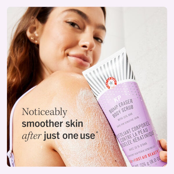 First Aid Beauty First Aid Beauty KP Bump Eraser Body Scrub con 10% AHA 226ml Online