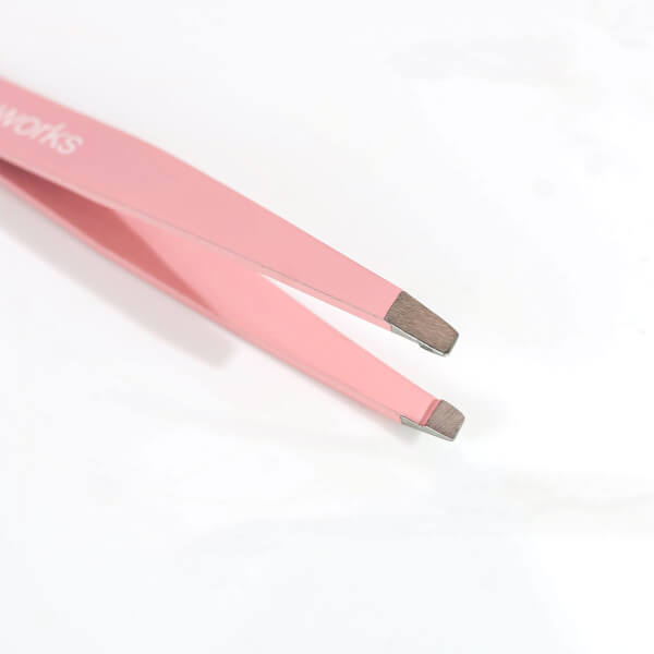 brushworks brushworks Precision Slanted Tweezers Vendita Economica