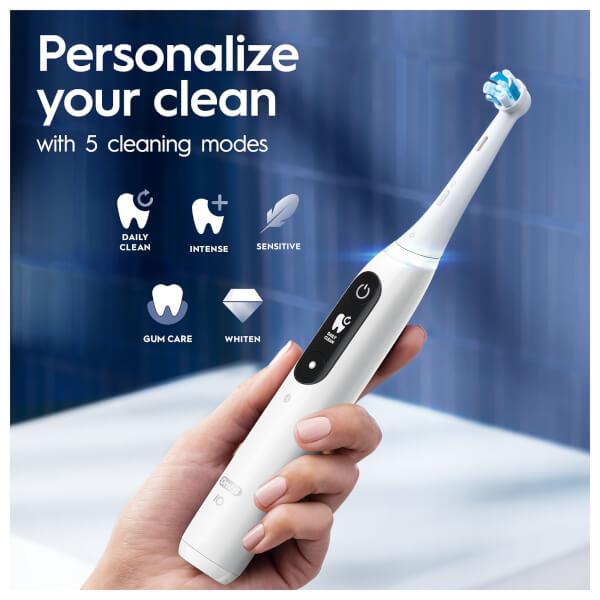 Oral B Oral B iO7 White Electric Toothbrush with Travel Case Hotsell