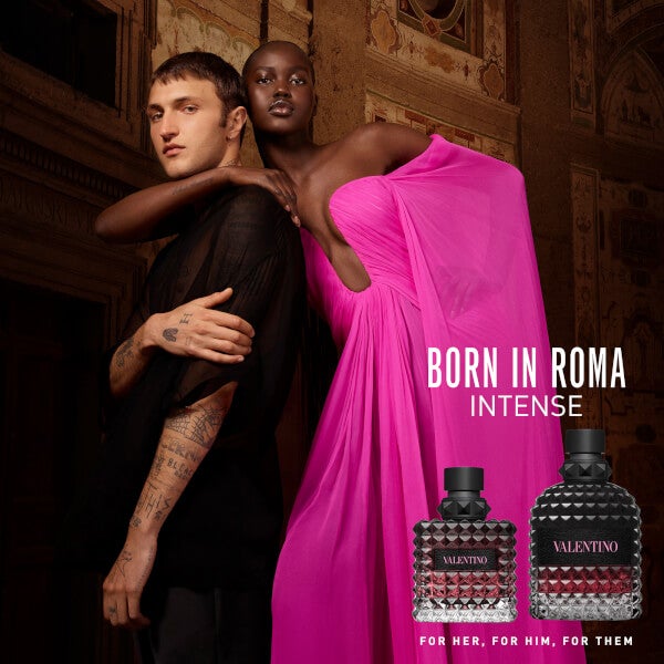 Valentino Valentino Born in Roma Intense UOMO Eau de Parfum 50ml Enormi risparmi