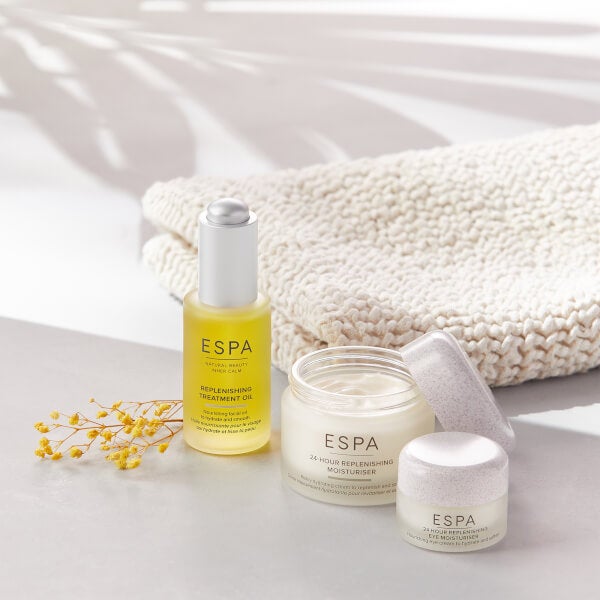 ESPA ESPA 24hr Replenishing Eye Moisturiser 15ml Spedizione Gratuita