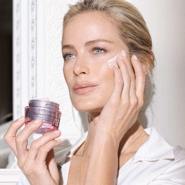 Estée Lauder Estée Lauder Resilience Multi-Effect Firming/Lifting SPF 15 crema ai 3 peptidi viso e collo - pelli normali/miste 50 ml Outlet