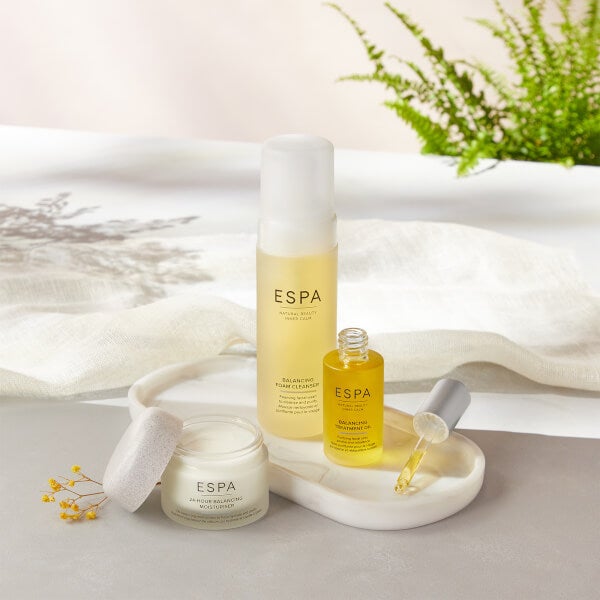 ESPA ESPA Balancing Foam Cleanser 150ml Spedizione gratuita