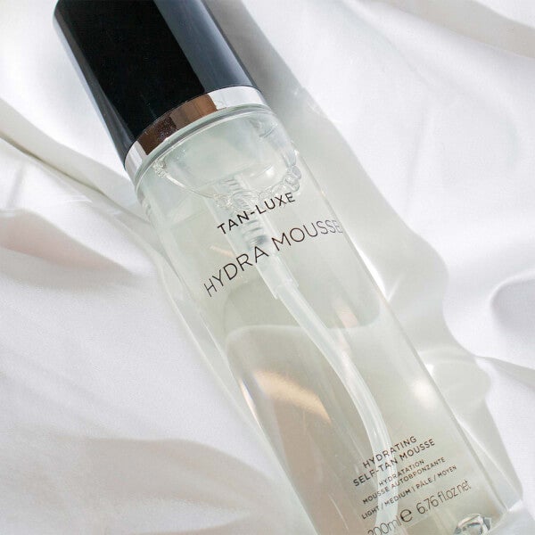 Tan-Luxe Tan-Luxe Hydra Mousse Hydrating Self-Tan Mousse 200ml - Light Sconti VIP
