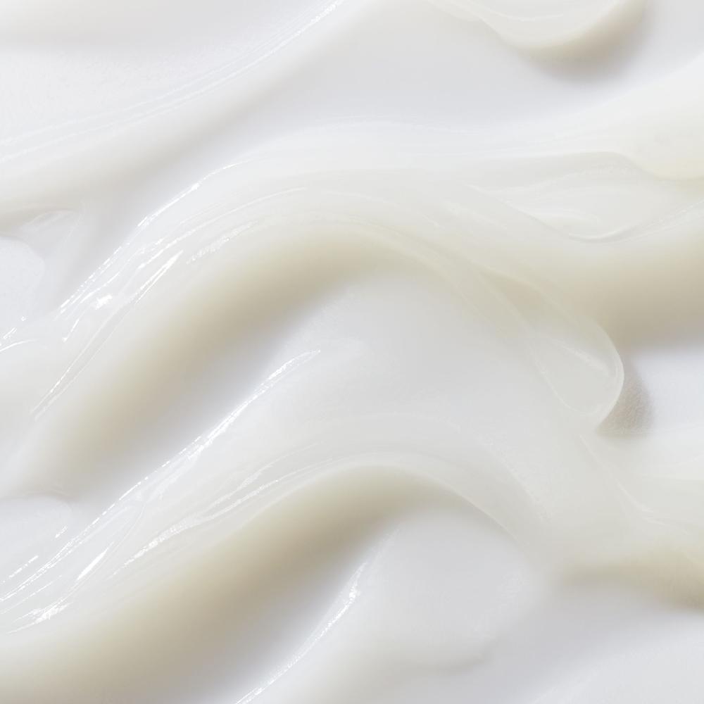 Kiehls Clearly Corrective Brightening and Smoothing Moisture Treatment Moda